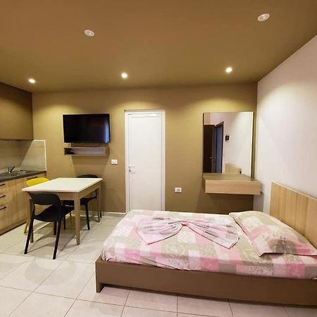 Eliona Apartments Sarandë 外观 照片