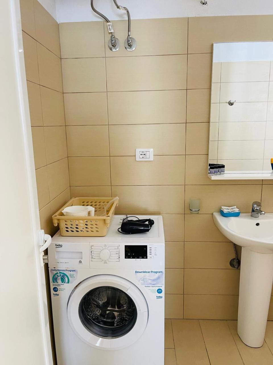 Eliona Apartments Sarandë 外观 照片