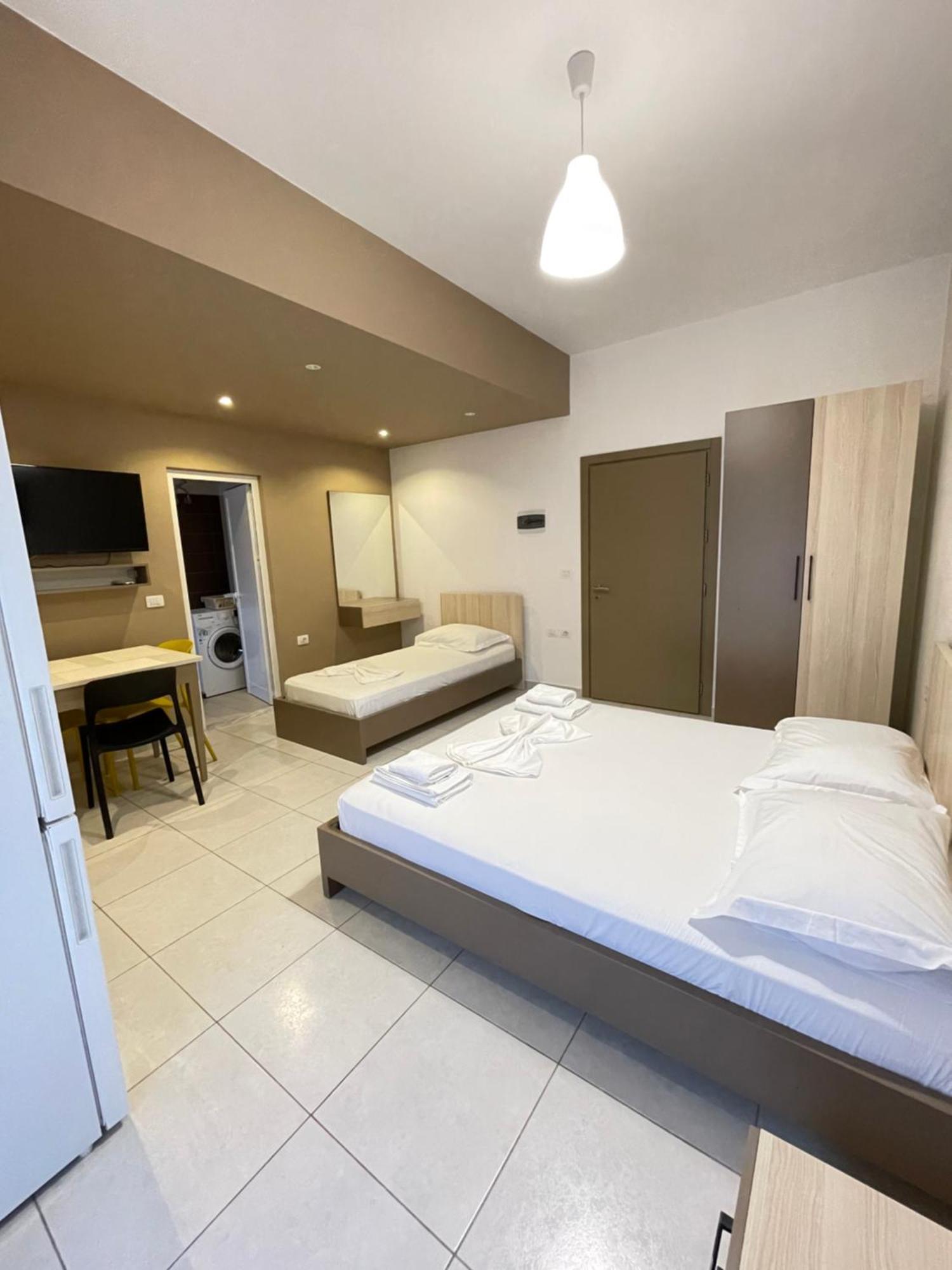 Eliona Apartments Sarandë 外观 照片